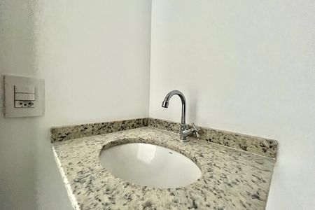 Apartamento para alugar com 27m², 1 quarto e sem vagaBanheiro