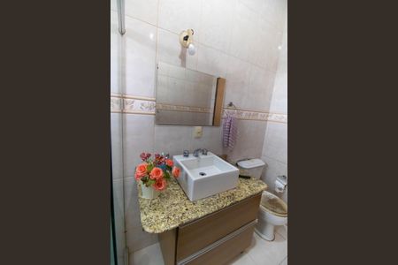 Casa à venda com 210m², 4 quartos e 2 vagas Casa à venda com 210m², 4 quartos e 2 vagasBanheiro da Suíte 3