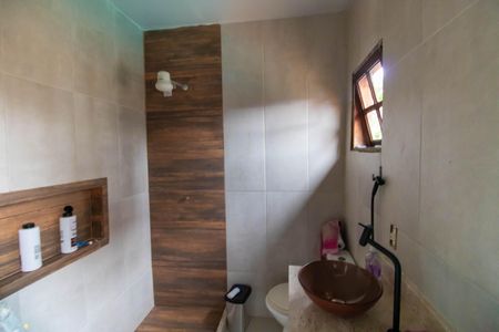 Casa à venda com 210m², 4 quartos e 2 vagas Casa à venda com 210m², 4 quartos e 2 vagasBanheiro de serviço