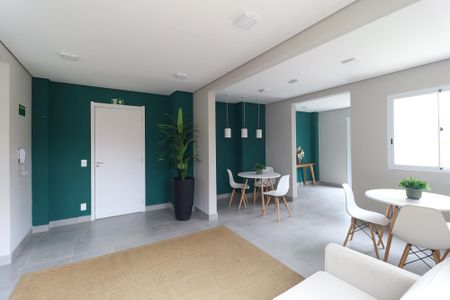 Apartamento à venda com 33m², 2 quartos e sem vagaÁrea comum