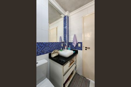 Apartamento à venda com 83m², 3 quartos e 1 vaga Apartamento à venda com 83m², 3 quartos e 1 vagaBanheiro Social