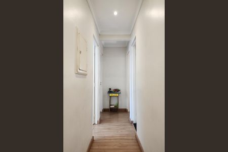 Apartamento à venda com 83m², 3 quartos e 1 vaga Apartamento à venda com 83m², 3 quartos e 1 vagaCorredor