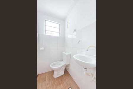Casa para alugar com 341m², 5 quartos e 8 vagas Casa para alugar com 341m², 5 quartos e 8 vagasBanheiro de Serviço 2