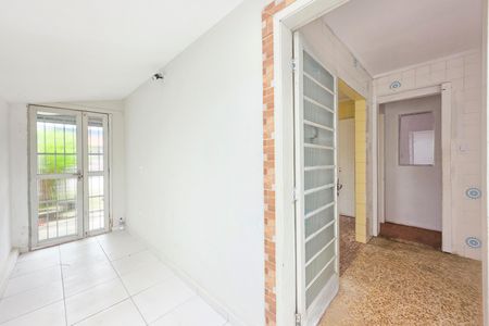 Casa para alugar com 341m², 5 quartos e 8 vagas Casa para alugar com 341m², 5 quartos e 8 vagasCozinha / Lavanderia