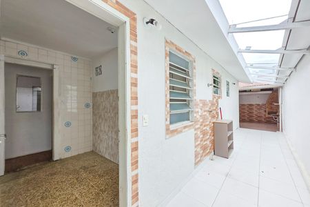 Casa para alugar com 341m², 5 quartos e 8 vagas Casa para alugar com 341m², 5 quartos e 8 vagasCozinha / Lavanderia