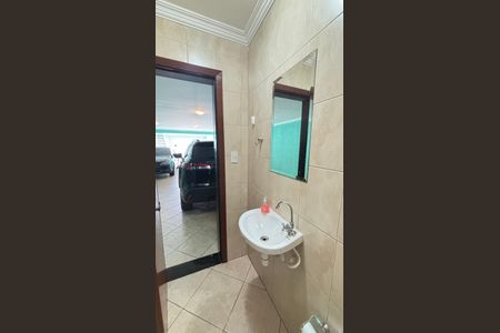 Casa para alugar com 246m², 3 quartos e 5 vagas Casa para alugar com 246m², 3 quartos e 5 vagasGaragem - Banheiro