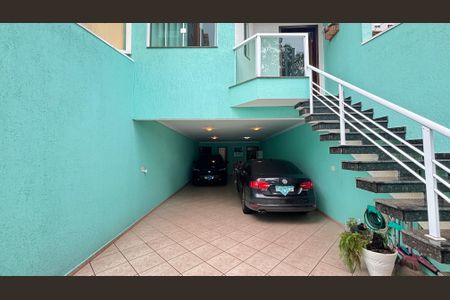 Casa para alugar com 246m², 3 quartos e 5 vagas Casa para alugar com 246m², 3 quartos e 5 vagasGaragem