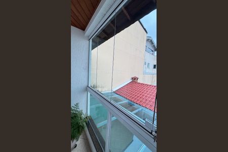 Casa para alugar com 246m², 3 quartos e 5 vagas Casa para alugar com 246m², 3 quartos e 5 vagasVaranda da Suíte 2