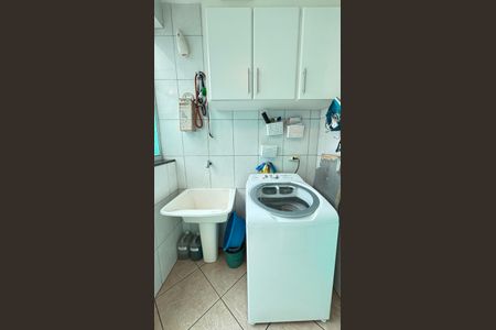 Casa para alugar com 246m², 3 quartos e 5 vagas Casa para alugar com 246m², 3 quartos e 5 vagasÁrea de Serviço