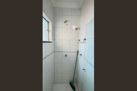 Casa para alugar com 246m², 3 quartos e 5 vagas Casa para alugar com 246m², 3 quartos e 5 vagasBanheiro da Suíte 2