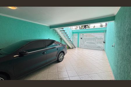 Casa para alugar com 246m², 3 quartos e 5 vagas Casa para alugar com 246m², 3 quartos e 5 vagasGaragem