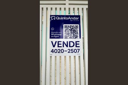 Casa para alugar com 246m², 3 quartos e 5 vagas Casa para alugar com 246m², 3 quartos e 5 vagasFachada