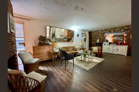 Casa para alugar com 565m², 4 quartos e 2 vagasSala 1