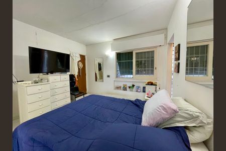 Casa para alugar com 565m², 4 quartos e 2 vagasSuíte