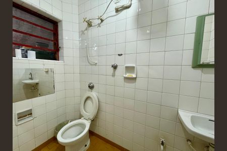 Casa para alugar com 565m², 4 quartos e 2 vagasBanheiro