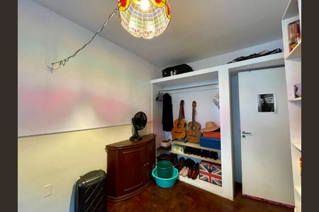 Casa para alugar com 565m², 4 quartos e 2 vagasQuarto 1