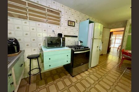 Casa para alugar com 565m², 4 quartos e 2 vagasCozinha