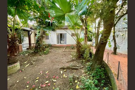 Casa para alugar com 565m², 4 quartos e 2 vagasÁrea externa