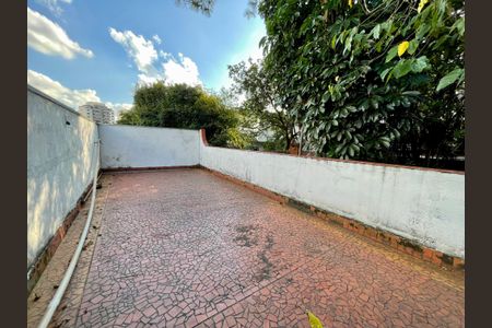 Casa para alugar com 565m², 4 quartos e 2 vagasÁrea externa