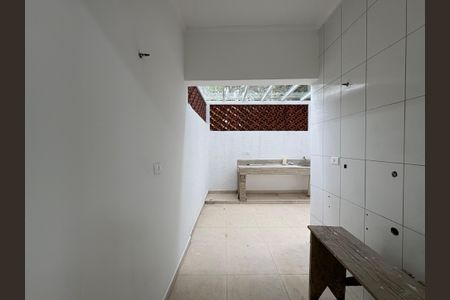 Casa à venda com 173m², 4 quartos e 2 vagas Casa à venda com 173m², 4 quartos e 2 vagasLavanderia