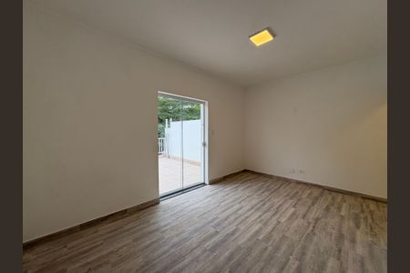 Casa à venda com 173m², 4 quartos e 2 vagas Casa à venda com 173m², 4 quartos e 2 vagasSuite