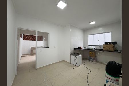 Casa à venda com 173m², 4 quartos e 2 vagas Casa à venda com 173m², 4 quartos e 2 vagasCozinha