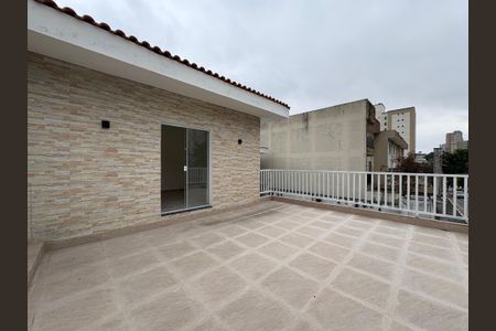 Casa à venda com 173m², 4 quartos e 2 vagas Casa à venda com 173m², 4 quartos e 2 vagasVaranda