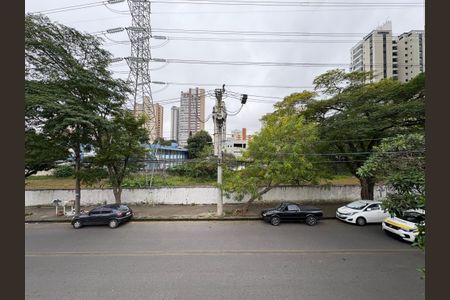 Casa à venda com 173m², 4 quartos e 2 vagas Casa à venda com 173m², 4 quartos e 2 vagasVista da varanda