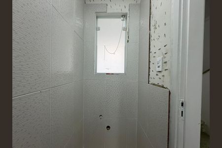 Casa à venda com 173m², 4 quartos e 2 vagas Casa à venda com 173m², 4 quartos e 2 vagasLavabo