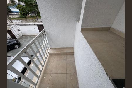 Casa à venda com 173m², 4 quartos e 2 vagas Casa à venda com 173m², 4 quartos e 2 vagasQuarto 1