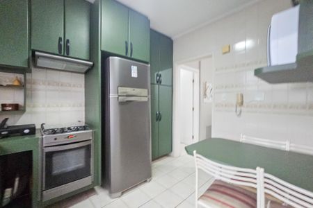 Apartamento para alugar com 167m², 3 quartos e 1 vaga Apartamento para alugar com 167m², 3 quartos e 1 vagaCozinha