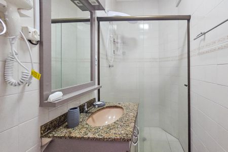 Apartamento para alugar com 167m², 3 quartos e 1 vaga Apartamento para alugar com 167m², 3 quartos e 1 vagaBanheiro da suíte