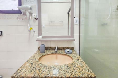 Apartamento para alugar com 167m², 3 quartos e 1 vaga Apartamento para alugar com 167m², 3 quartos e 1 vagaBanheiro da suíte