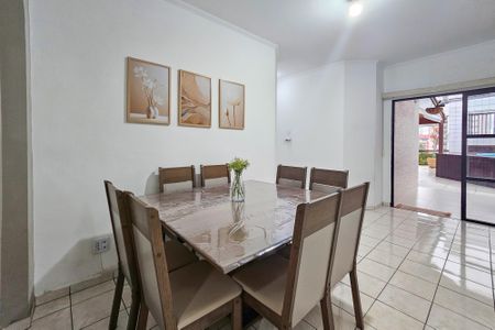 Apartamento para alugar com 167m², 3 quartos e 1 vaga Apartamento para alugar com 167m², 3 quartos e 1 vagaSala