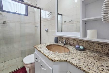 Apartamento para alugar com 167m², 3 quartos e 1 vaga Apartamento para alugar com 167m², 3 quartos e 1 vagaBanheiro