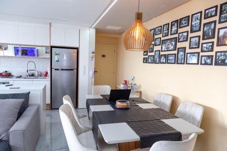 Apartamento à venda com 73m², 2 quartos e 2 vagasSala