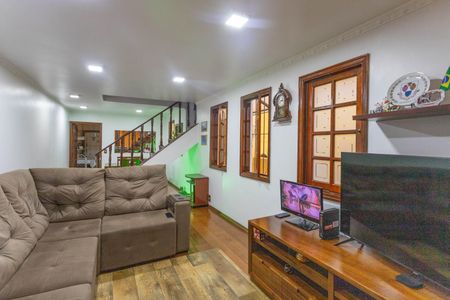 Casa à venda com 209m², 3 quartos e 4 vagas Casa à venda com 209m², 3 quartos e 4 vagasSala