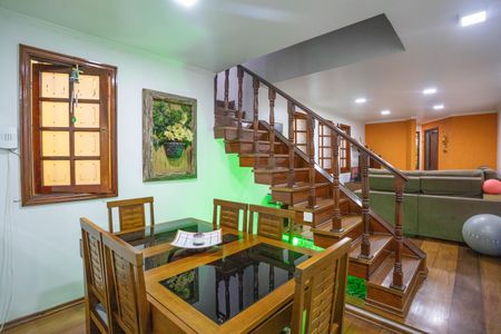 Casa à venda com 209m², 3 quartos e 4 vagas Casa à venda com 209m², 3 quartos e 4 vagasSala de jantar