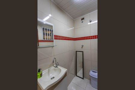 Casa à venda com 209m², 3 quartos e 4 vagas Casa à venda com 209m², 3 quartos e 4 vagasBanheiro da garagem