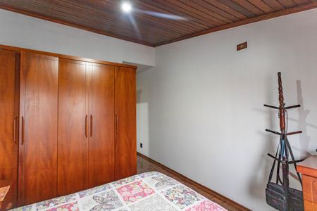 Casa à venda com 209m², 3 quartos e 4 vagas Casa à venda com 209m², 3 quartos e 4 vagas Suíte
