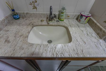 Casa à venda com 209m², 3 quartos e 4 vagas Casa à venda com 209m², 3 quartos e 4 vagasBanheiro social