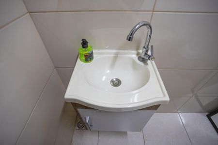 Casa à venda com 209m², 3 quartos e 4 vagas Casa à venda com 209m², 3 quartos e 4 vagasBanheiro da garagem