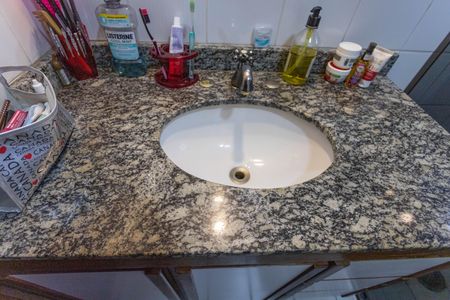 Casa à venda com 209m², 3 quartos e 4 vagas Casa à venda com 209m², 3 quartos e 4 vagasBanheiro da suíte