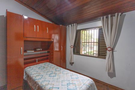 Casa à venda com 209m², 3 quartos e 4 vagas Casa à venda com 209m², 3 quartos e 4 vagasQuarto 1