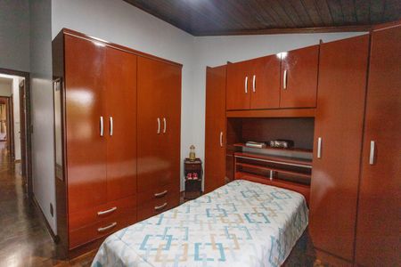 Casa à venda com 209m², 3 quartos e 4 vagas Casa à venda com 209m², 3 quartos e 4 vagasQuarto 1