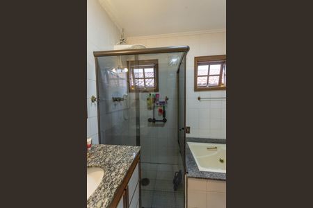 Casa à venda com 209m², 3 quartos e 4 vagas Casa à venda com 209m², 3 quartos e 4 vagasBanheiro da suíte