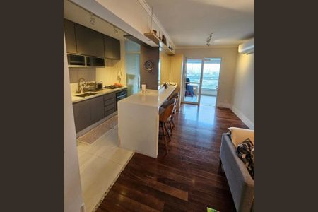 Apartamento à venda com 94m², 3 quartos e 2 vagasFoto 03