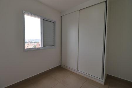 Apartamento para alugar com 74m², 3 quartos e 2 vagasQuarto 2