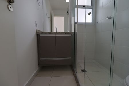 Apartamento para alugar com 74m², 3 quartos e 2 vagasBanheiro