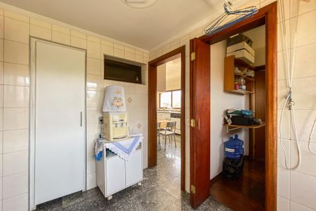 Apartamento à venda com 216m², 3 quartos e 3 vagasÁrea de Serviço